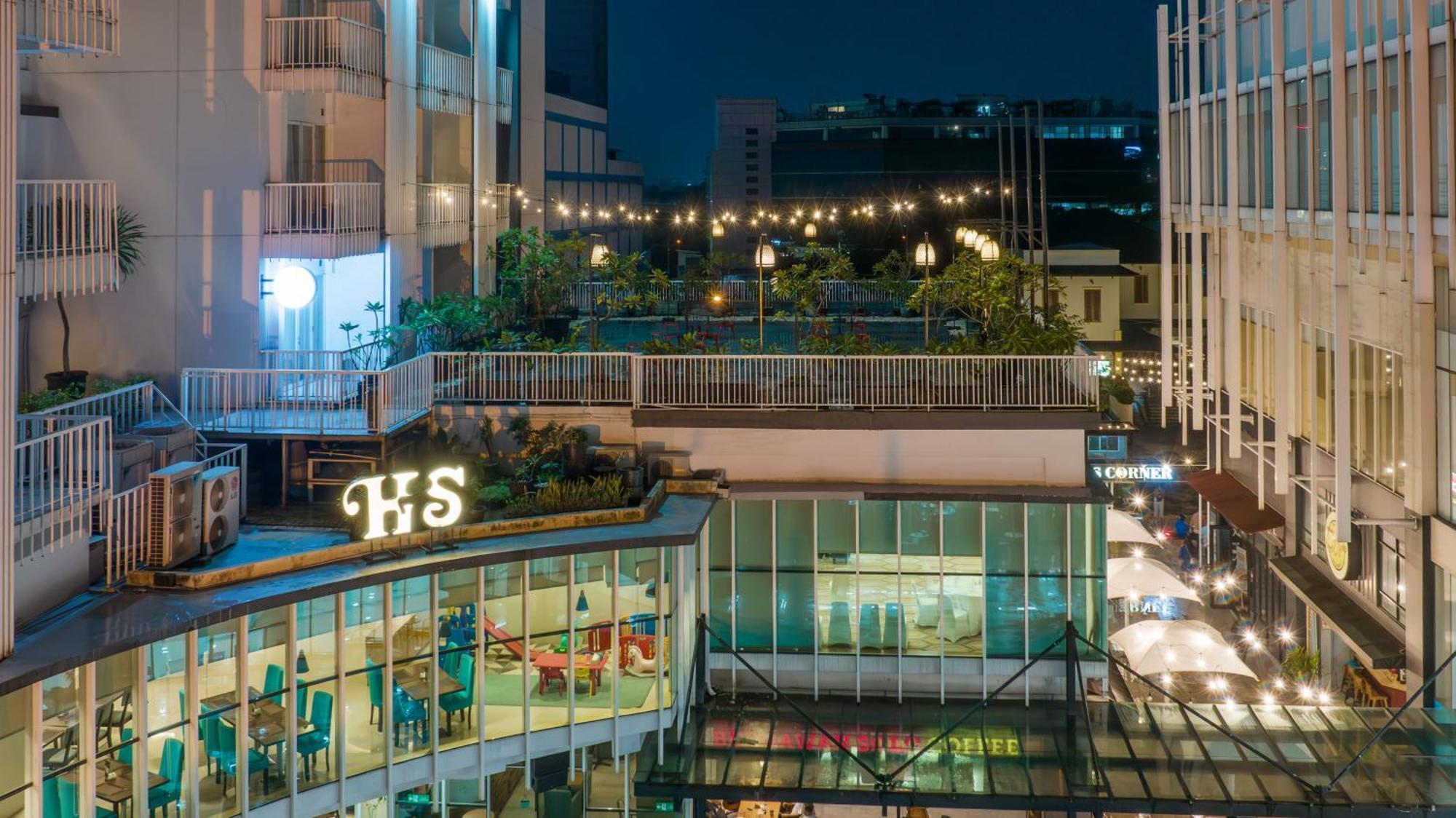 Hotel Santika Bsd City-Serpong Exterior photo