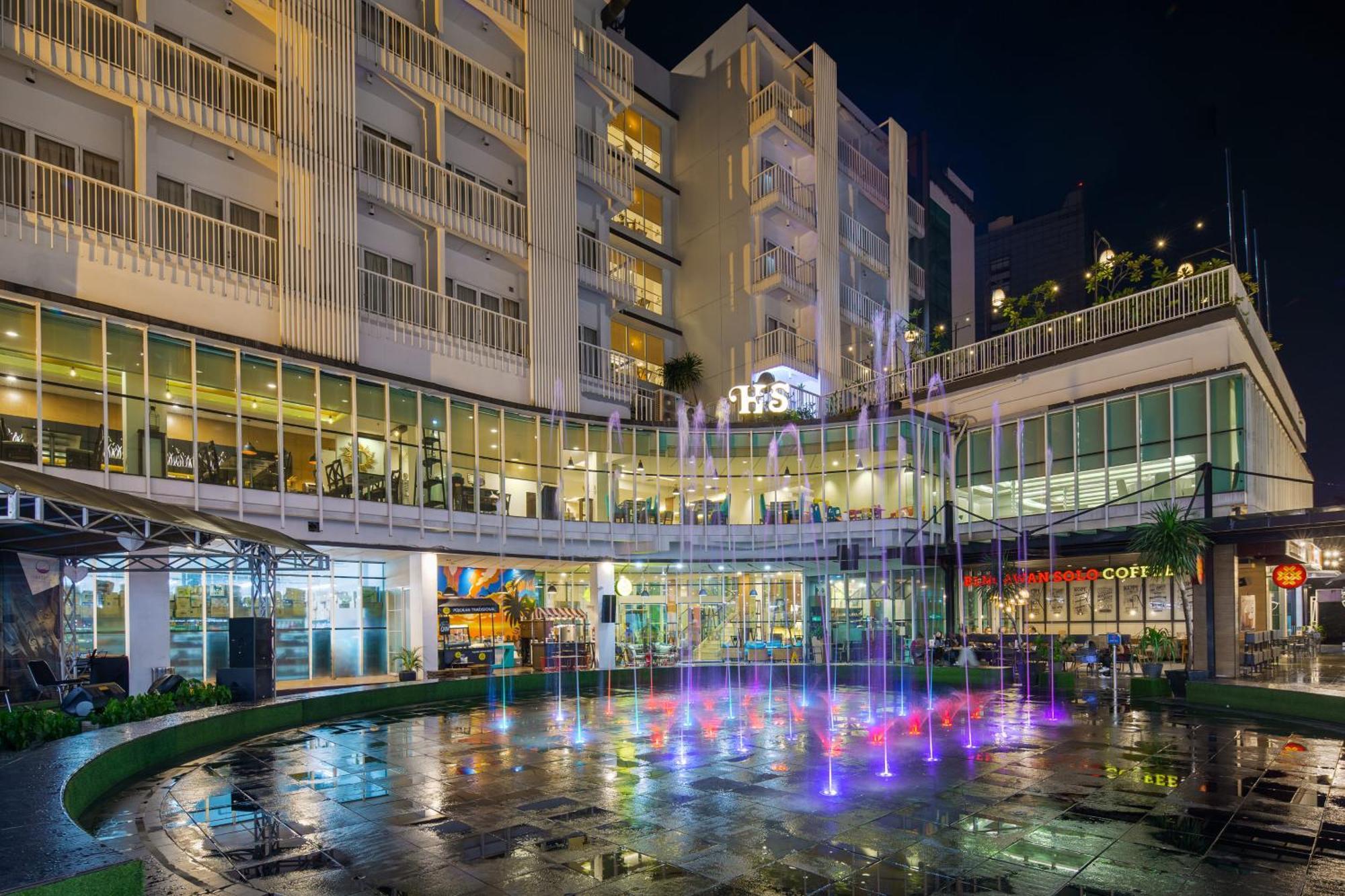 Hotel Santika Bsd City-Serpong Exterior photo